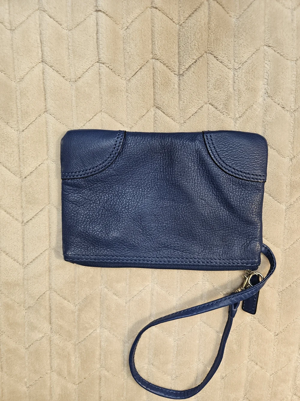 Levenger Navy Blue Pebbled Leather Wristlet